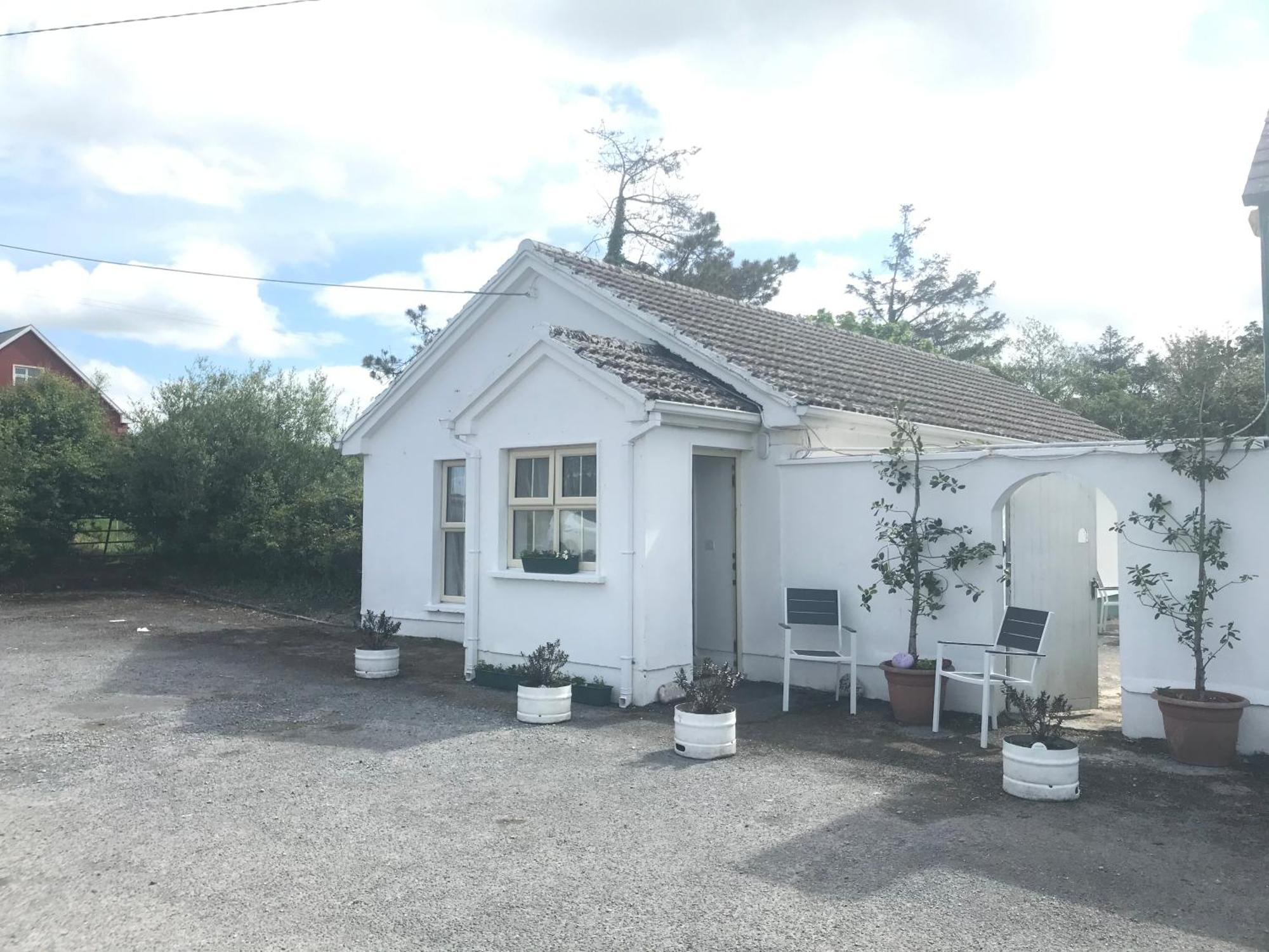 Cree River Cottage Creegh エクステリア 写真